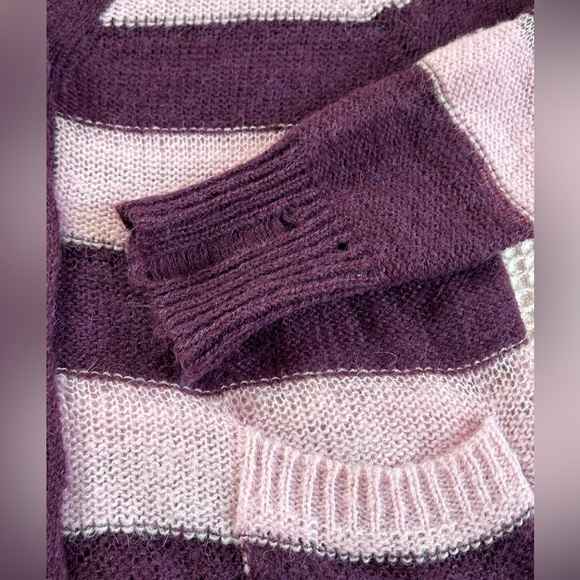 Urban Outfitters worn look distressed Stripe Cardigan Purple Pink Women's  Xs - Picture 11 of 16